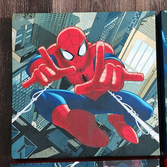 🕷️🖼️ Spider-Man Comic Art Panel Set – 4-Piece Wall Decor – 12”x12” Each Marvel - Picture 6 of 15